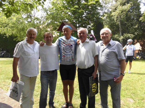 Charitativní cyklotour Josefa Zimovčáka Na kole dětem - 4.6.2016