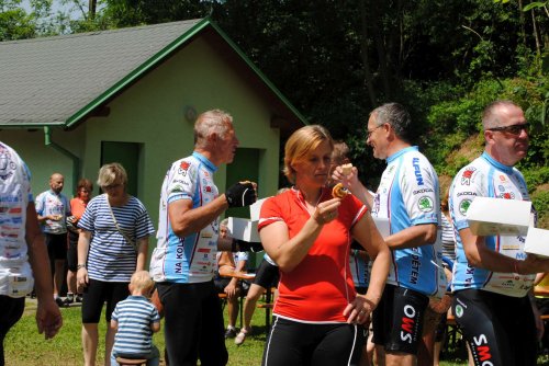 Charitativní cyklotour Josefa Zimovčáka Na kole dětem - 4.6.2016