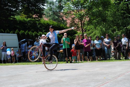 Charitativní cyklotour Josefa Zimovčáka Na kole dětem - 4.6.2016