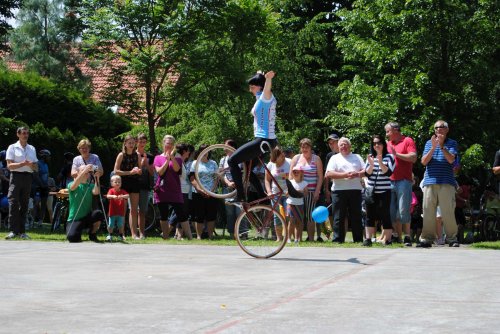 Charitativní cyklotour Josefa Zimovčáka Na kole dětem - 4.6.2016