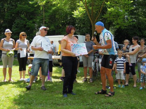 Charitativní cyklotour Josefa Zimovčáka Na kole dětem - 4.6.2016