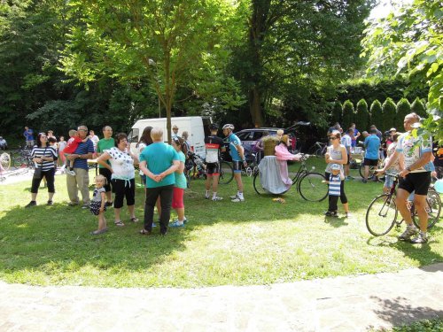 Charitativní cyklotour Josefa Zimovčáka Na kole dětem - 4.6.2016