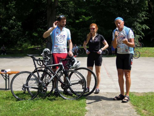 Charitativní cyklotour Josefa Zimovčáka Na kole dětem - 4.6.2016