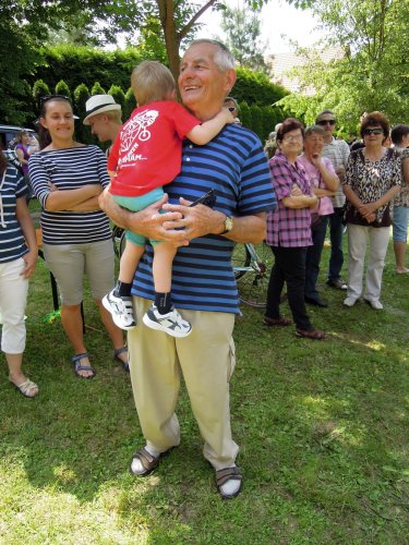 Charitativní cyklotour Josefa Zimovčáka Na kole dětem - 4.6.2016