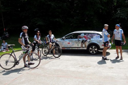 Charitativní cyklotour Josefa Zimovčáka Na kole dětem - 4.6.2016