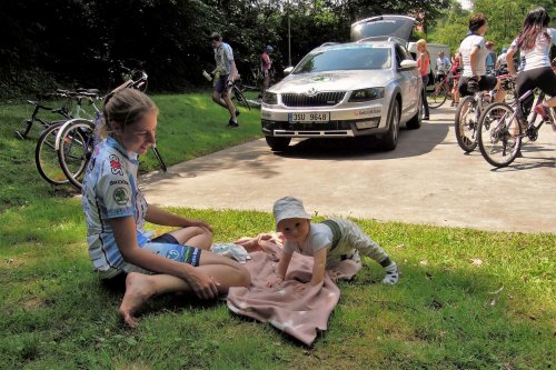 Charitativní cyklotour Josefa Zimovčáka Na kole dětem - 4.6.2016