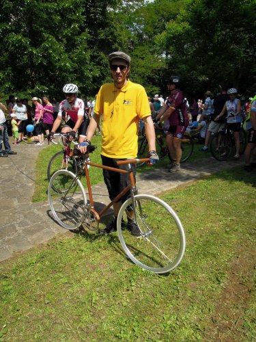 Charitativní cyklotour Josefa Zimovčáka Na kole dětem - 4.6.2016