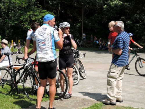 Charitativní cyklotour Josefa Zimovčáka Na kole dětem - 4.6.2016