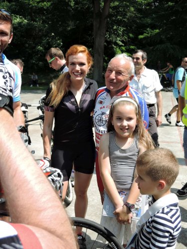 Charitativní cyklotour Josefa Zimovčáka Na kole dětem - 4.6.2016