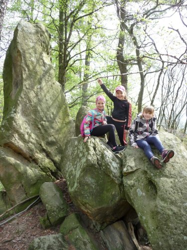 Vycházka na Buchlov s dětmi - 14.4.2017