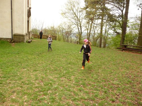 Vycházka na Buchlov s dětmi - 14.4.2017