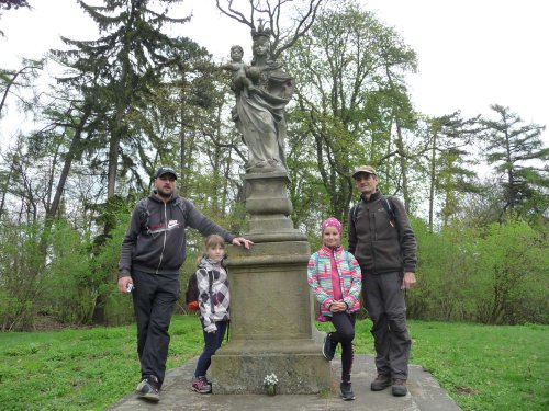 Vycházka na Buchlov s dětmi - 14.4.2017