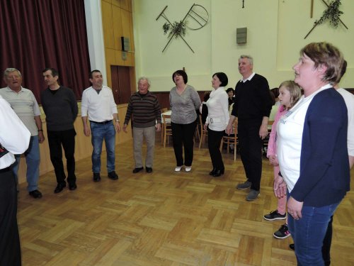 Beseda u cimbálu se senátorem Ivem Valentou - 26.4.2017