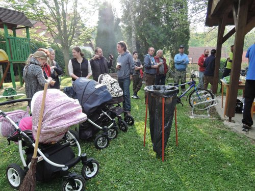 Stavění máje a pálení čarodějnic - 30.4.2017