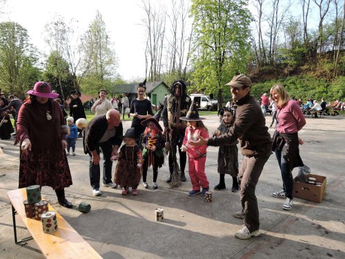 Stavění máje a pálení čarodějnic - 30.4.2017