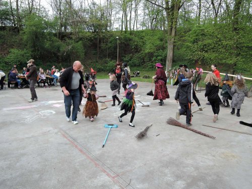 Stavění máje a pálení čarodějnic - 30.4.2017