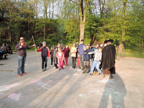 Stavění máje a pálení čarodějnic - 30.4.2017
