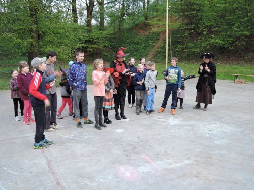 Stavění máje a pálení čarodějnic - 30.4.2017