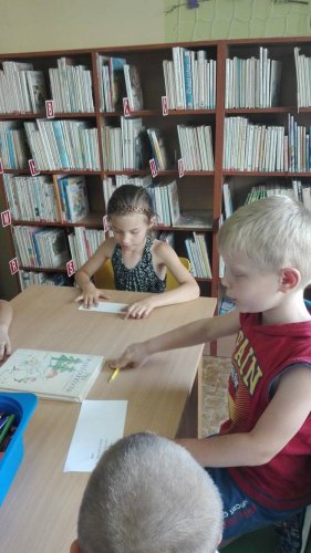 Pasování prváčků na čtenáře knihovny v Podolí - 28.6.2017