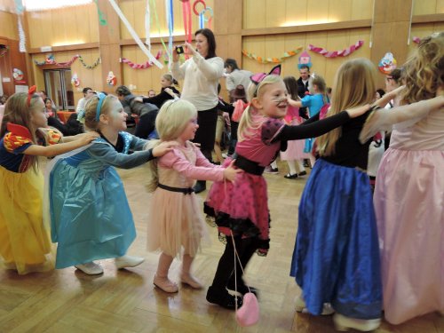 Dětský karneval - 11.2.2018