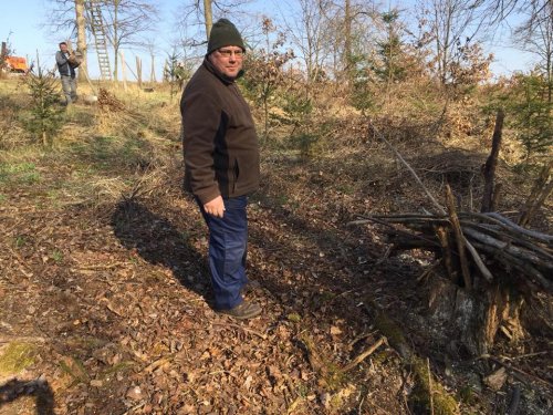 Výsadba dubů - 7.4.2018