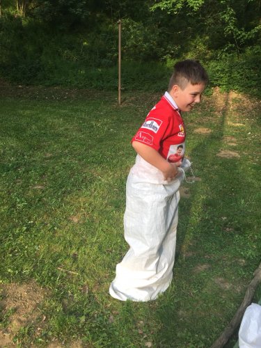 Stavjání mája a pálení čarodějnic - 30.4.2018