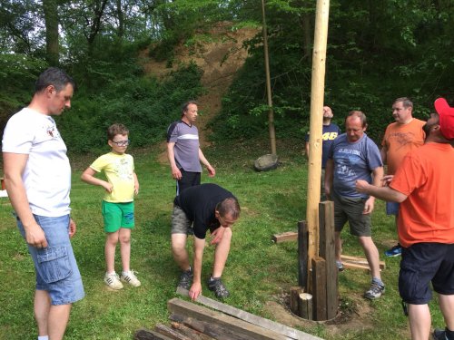 Stavjání mája a pálení čarodějnic - 30.4.2018