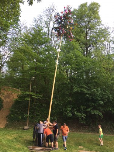 Stavjání mája a pálení čarodějnic - 30.4.2018