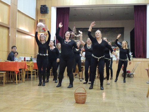 Sokolská Mikulášská beseda u cimbálu s Mladými Burčáky a Friškami - 8.12.2018