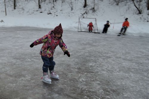 Bruslení na hřišti ve Žlebě - 1.2.2019