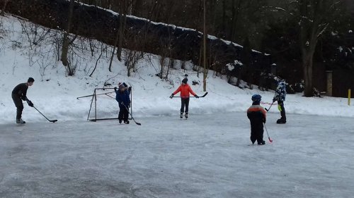 Bruslení na hřišti ve Žlebě - 1.2.2019