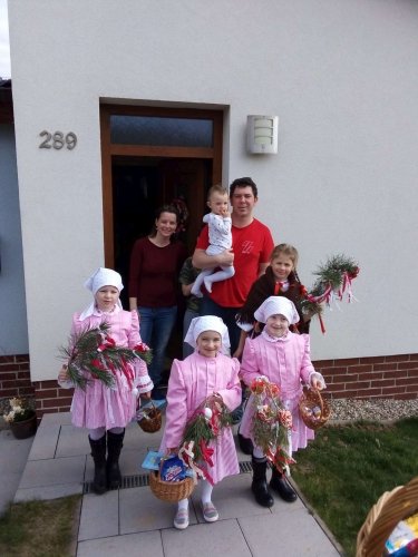 Královničky přinesly do Podolí jaro - 7.4.2019