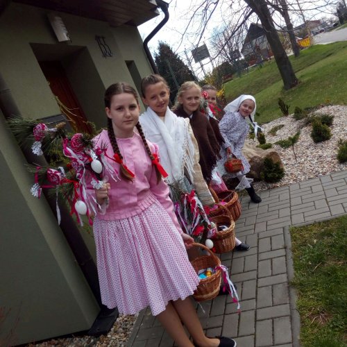 Královničky přinesly do Podolí jaro - 7.4.2019