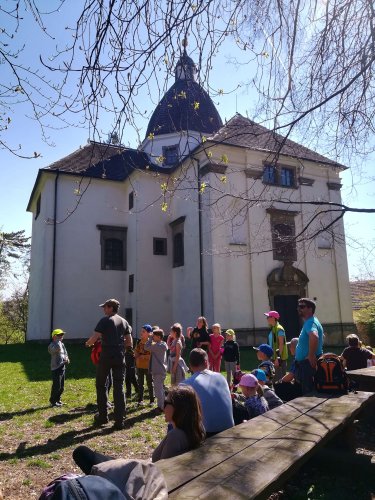 Sokolská vycházka dětí kolem Buchlova - 19.4.2019