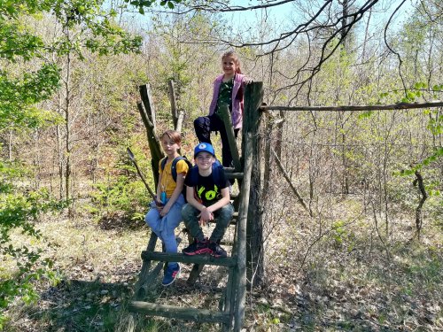 Sokolská vycházka dětí kolem Buchlova - 19.4.2019