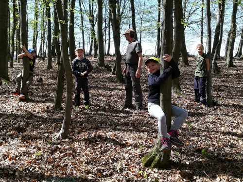 Sokolská vycházka dětí kolem Buchlova - 19.4.2019