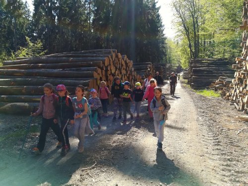 Sokolská vycházka dětí kolem Buchlova - 19.4.2019