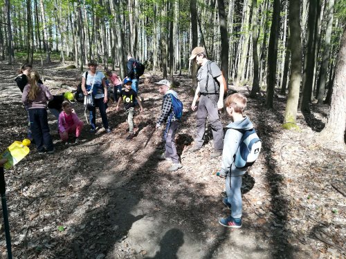 Sokolská vycházka dětí kolem Buchlova - 19.4.2019