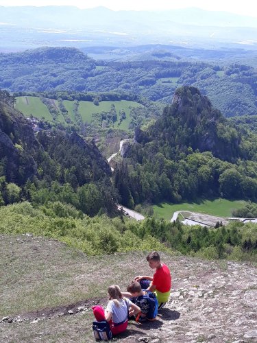 Autobusový zájezd na Vršatec - 11.5.2019