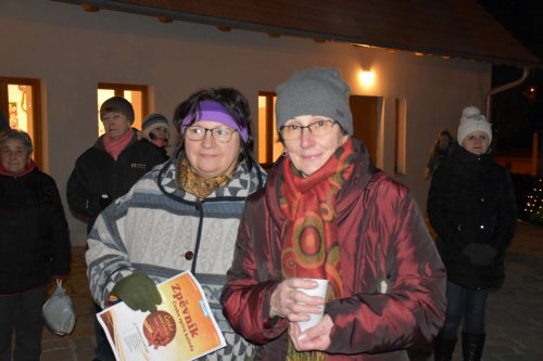 Živý Betlém a Česko zpívá koledy v Podolí - 11.12.2019