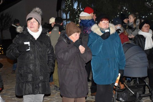 Živý Betlém a Česko zpívá koledy v Podolí - 11.12.2019