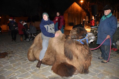 Živý Betlém a Česko zpívá koledy v Podolí - 11.12.2019