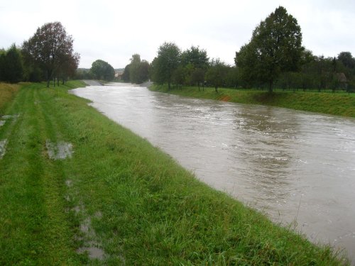 Vysoká hladina Olšavy v Podolí - 14.10.2020