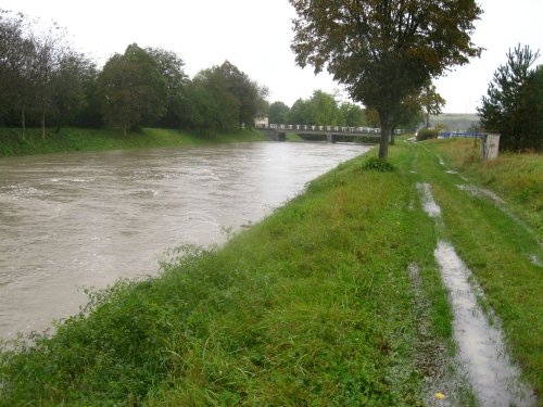 Vysoká hladina Olšavy v Podolí - 14.10.2020