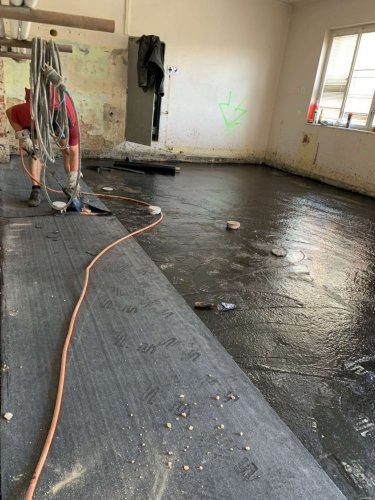 Průběh rekonstrukce kulturního domu v Podolí - 17.12.2021