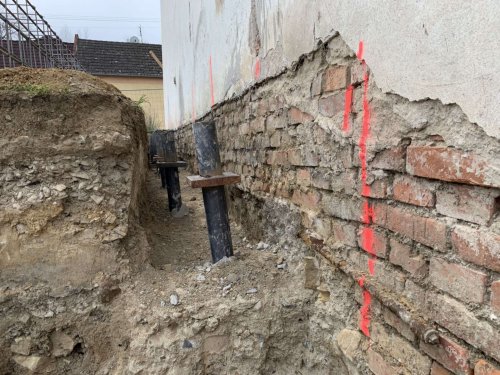 Průběh rekonstrukce kulturního domu v Podolí - 17.12.2021