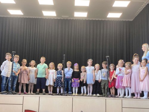 Besídka MŠ a ZŠ Podolí ke Dni matek - 5.5.2022