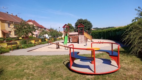 Obnova sportovního hřiště na Záhummí - průběh prací - 8.8.2022