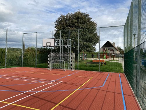 Obnova sportovního hřiště na Záhummí - 9.8.2022