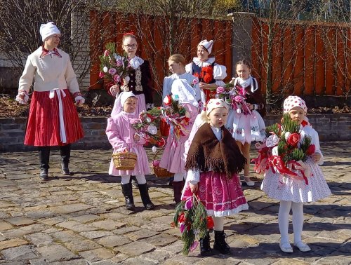 Královničky aneb nosení létečka - 26.3.2023